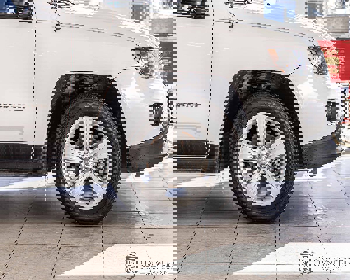 Used 2017 Jeep Compass Sport w/ Power Value Group image 11