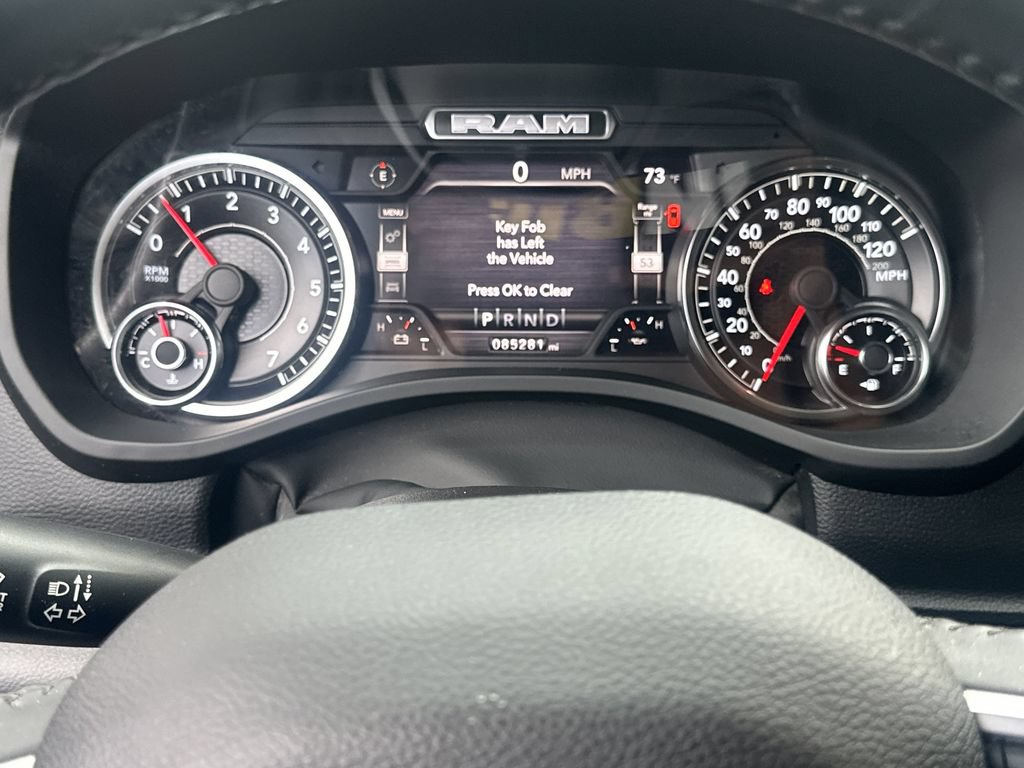 Used 2022 RAM 1500 Laramie AWD/4WD image 27