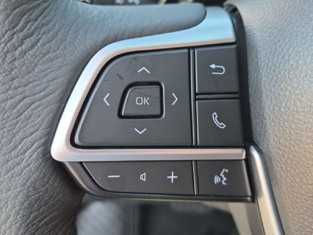 New 2026 Toyota Sienna XLE FWD image 16