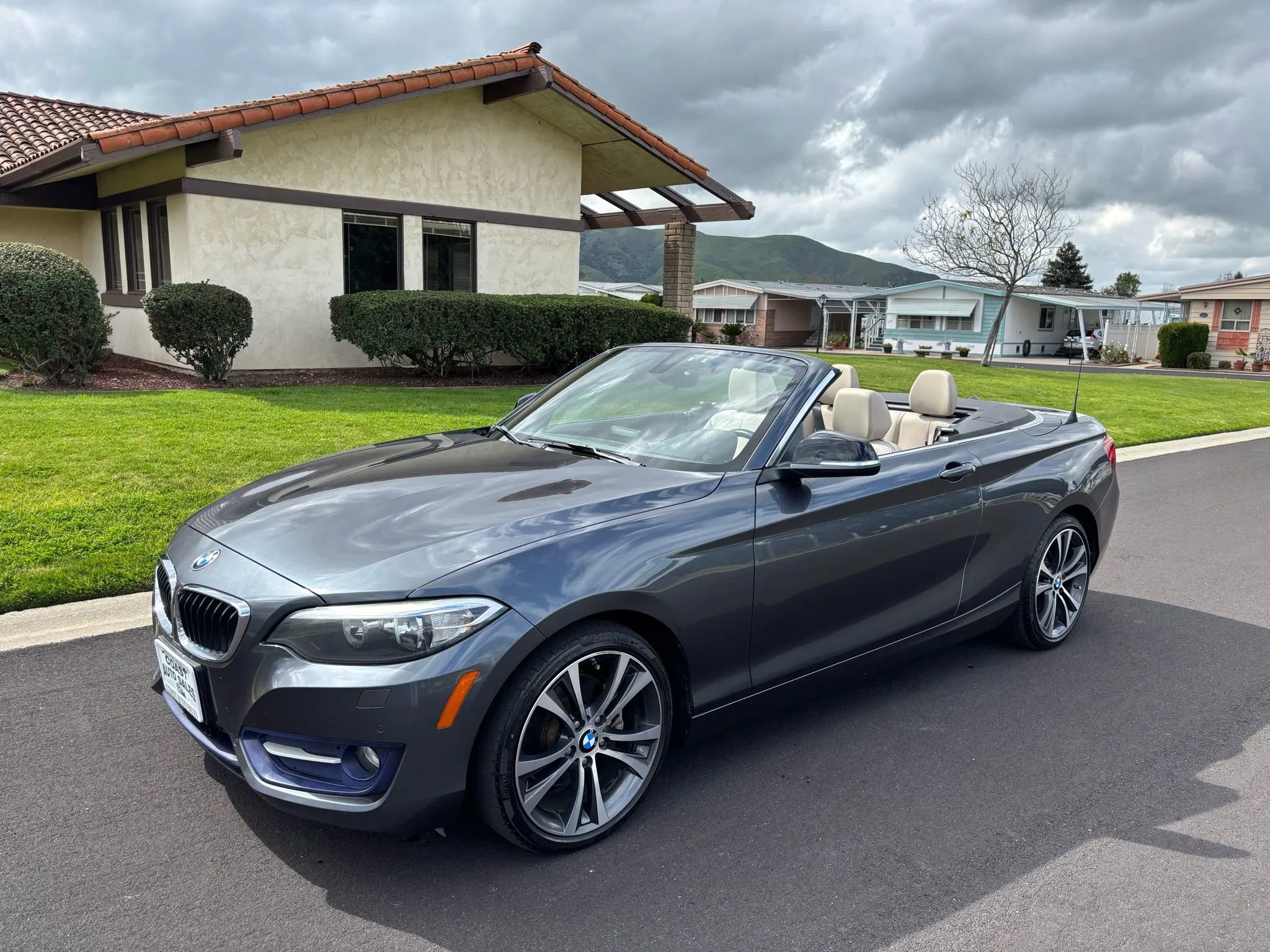 Used 2015 BMW 228i xDrive 228i xDrive Convertible 2D image 9