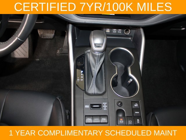 Used 2023 Toyota Highlander XLE AWD/4WD image 28