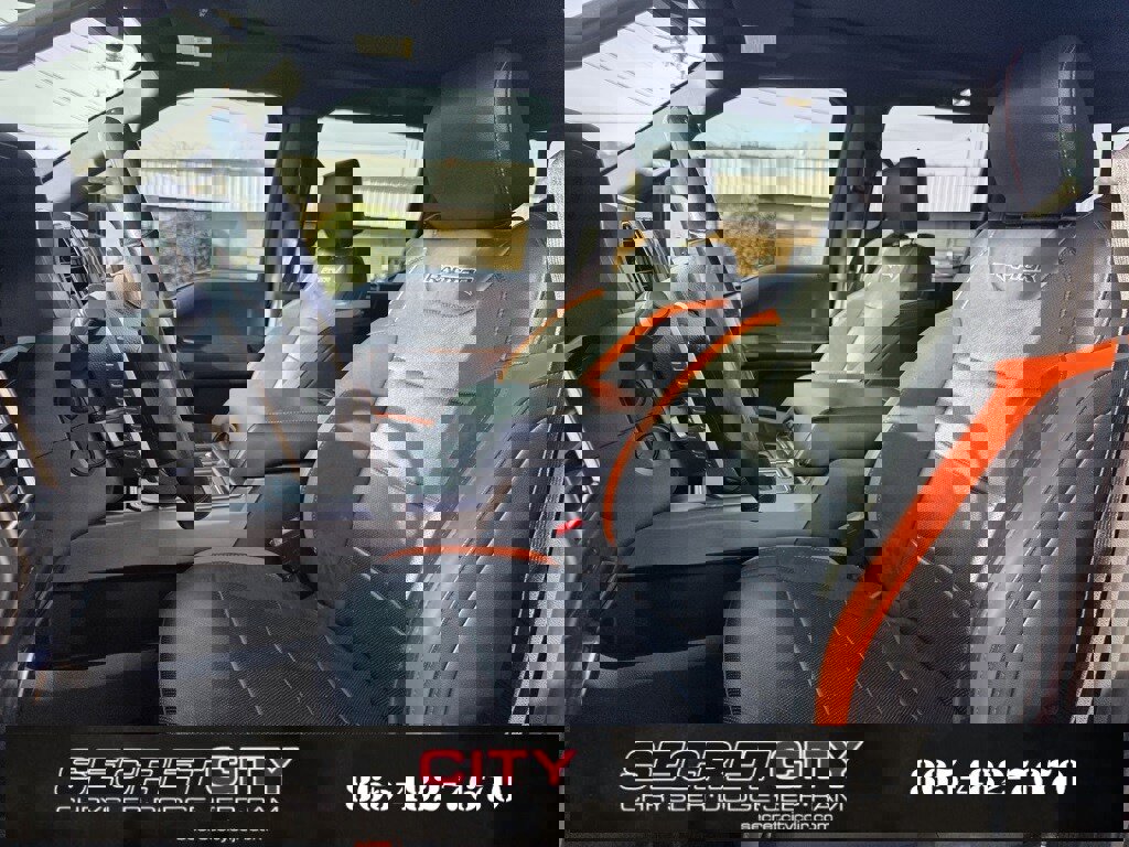 Used 2018 Ford F150 Raptor w/ Equipment Group 802A Luxury image 9