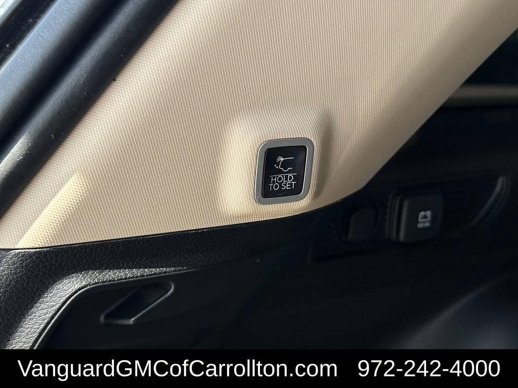 Used 2022 Jeep Grand Cherokee Limited image 32