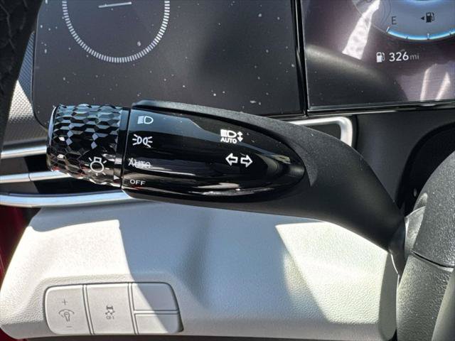 Used 2025 Hyundai Elantra Limited FWD image 23