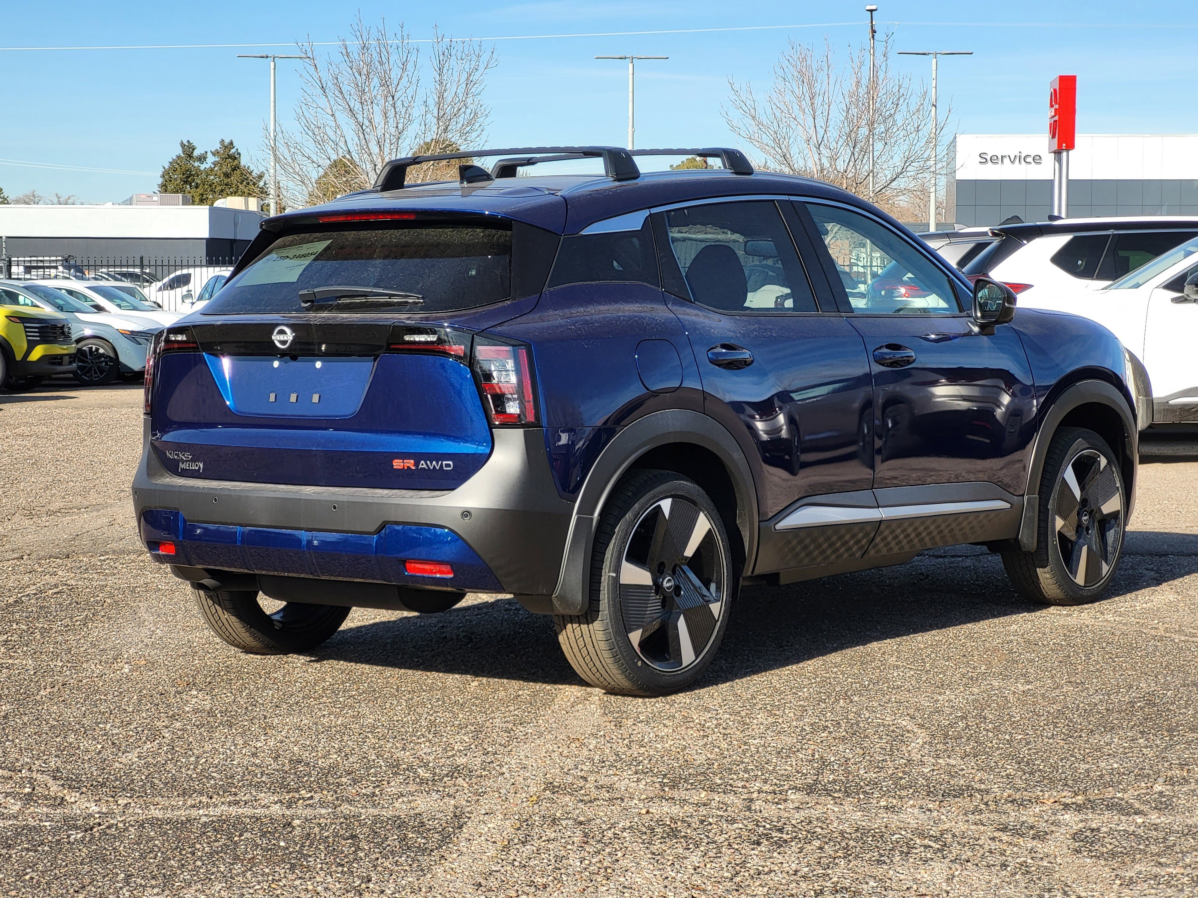 New 2026 Nissan Kicks SR image 5
