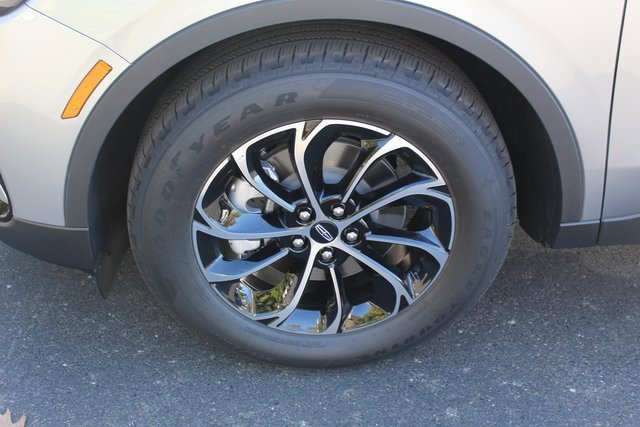 New 2026 Lincoln Nautilus Premier image 10