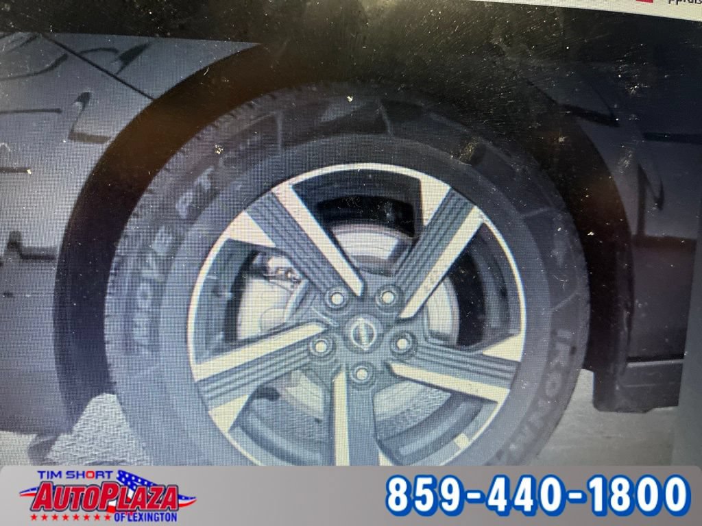 Used 2025 Nissan Sentra SV FWD image 8