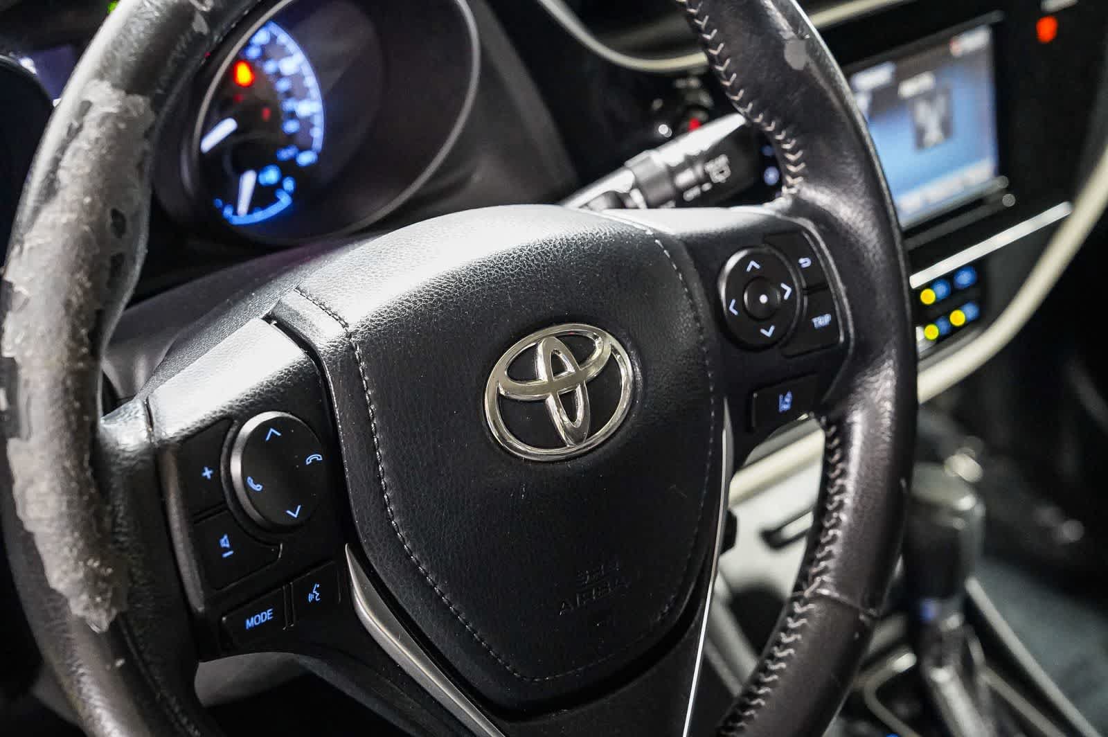 Certified 2017 Toyota Corolla iM w/ Carpet Mat Package FWD image 21