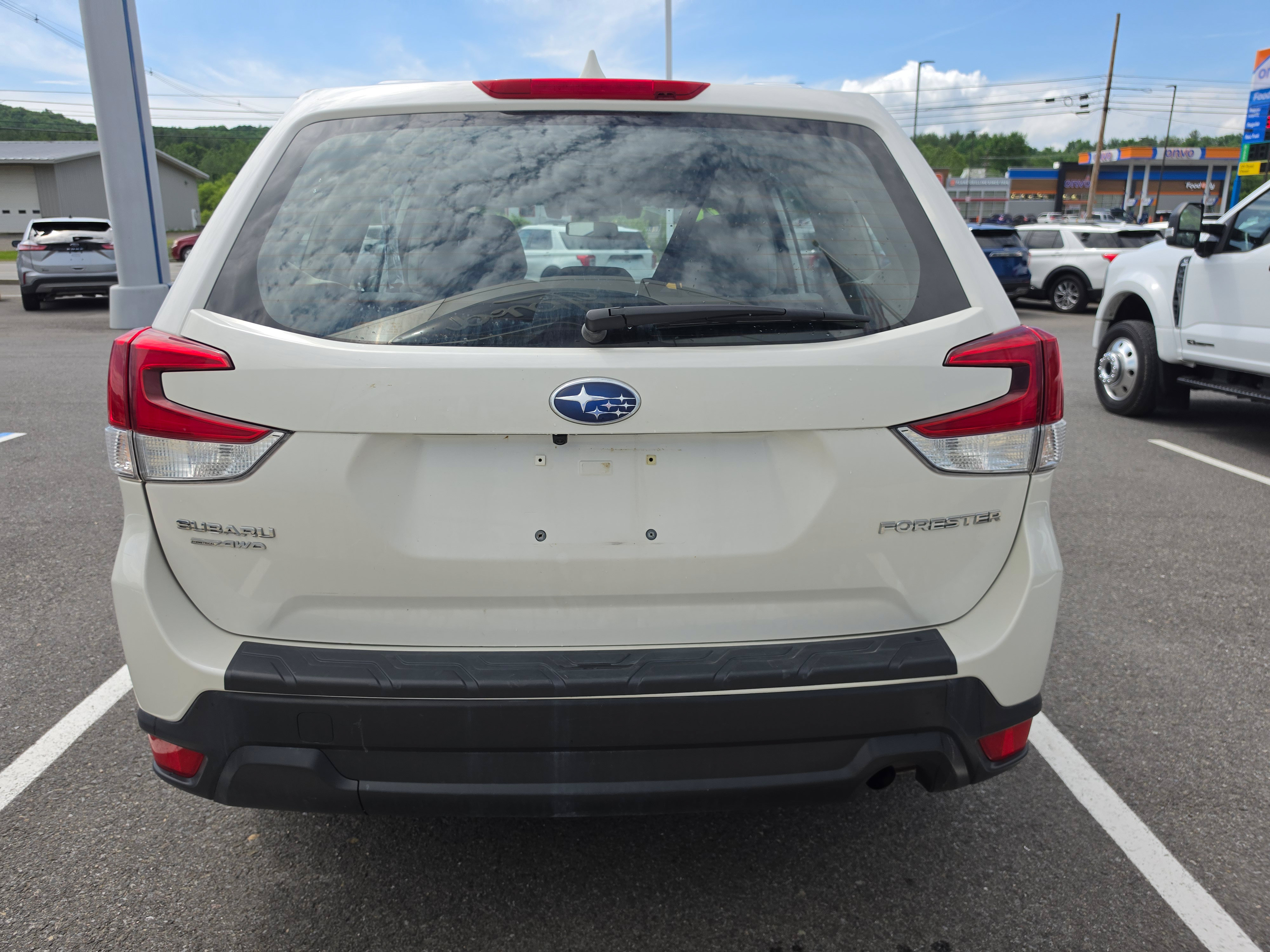 Used 2020 Subaru Forester AWD/4WD image 4