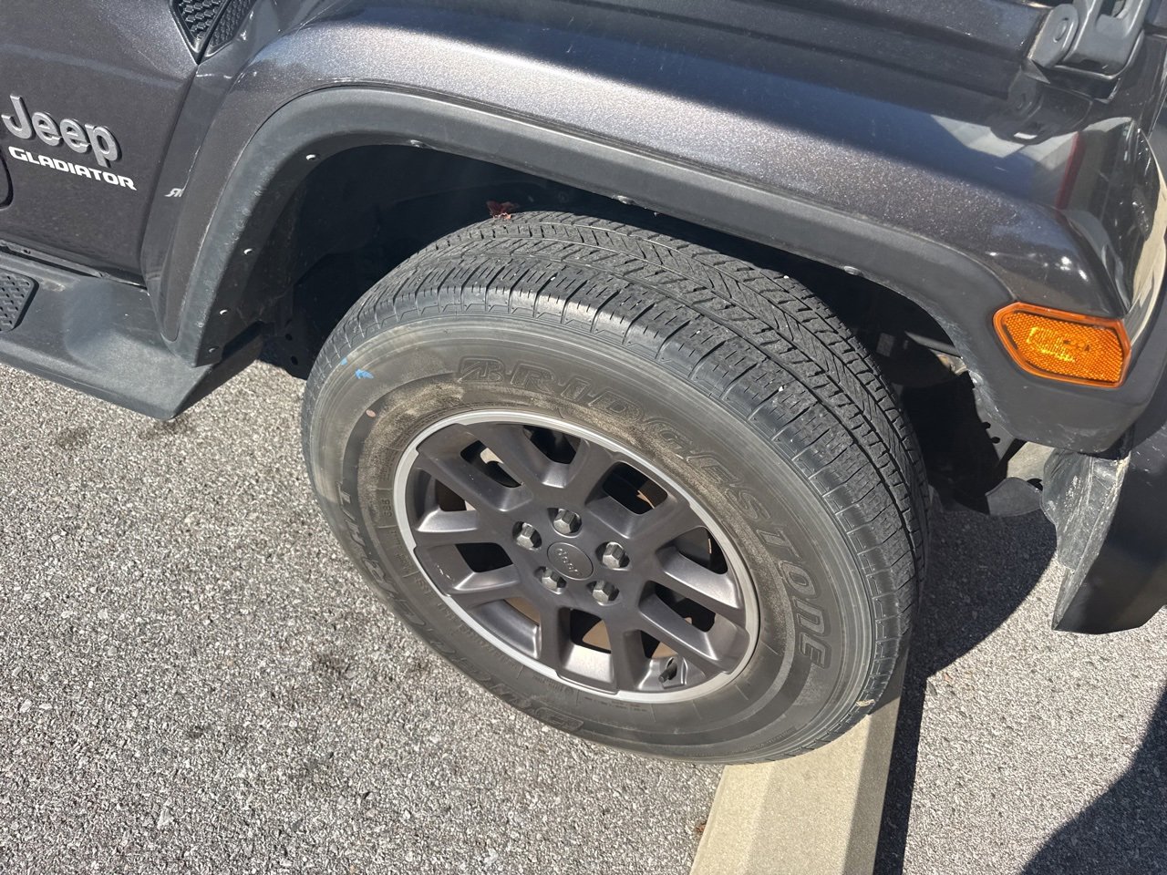 Used 2022 Jeep Gladiator Overland w/ Popular Equipment Package image 8