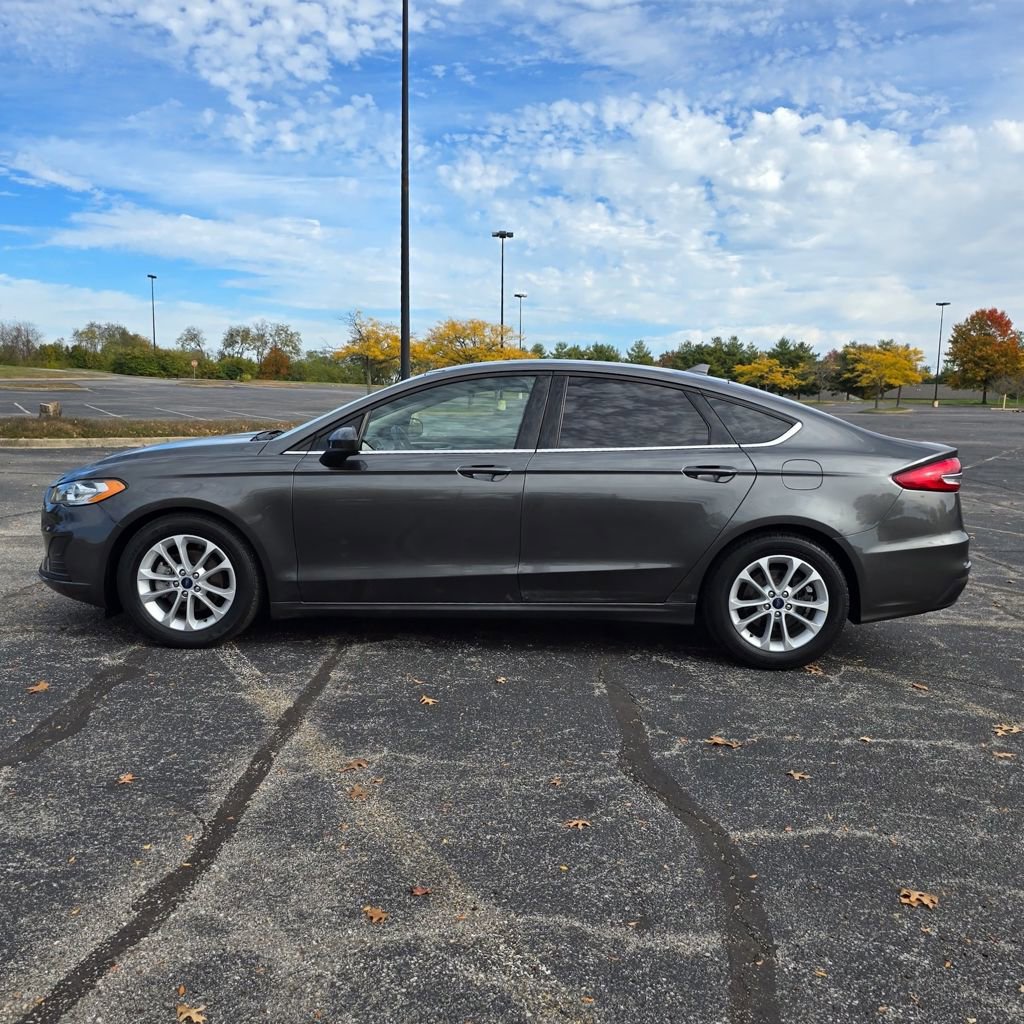 Used 2020 Ford Fusion SE FWD image 42