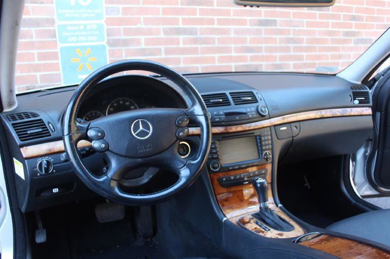 Used 2008 Mercedes-Benz E 350 Sedan image 14