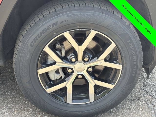 Used 2023 Jeep Grand Cherokee Limited AWD/4WD image 31
