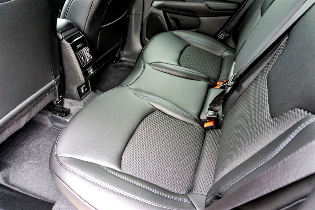 New 2026 Jeep Compass Latitude image 19