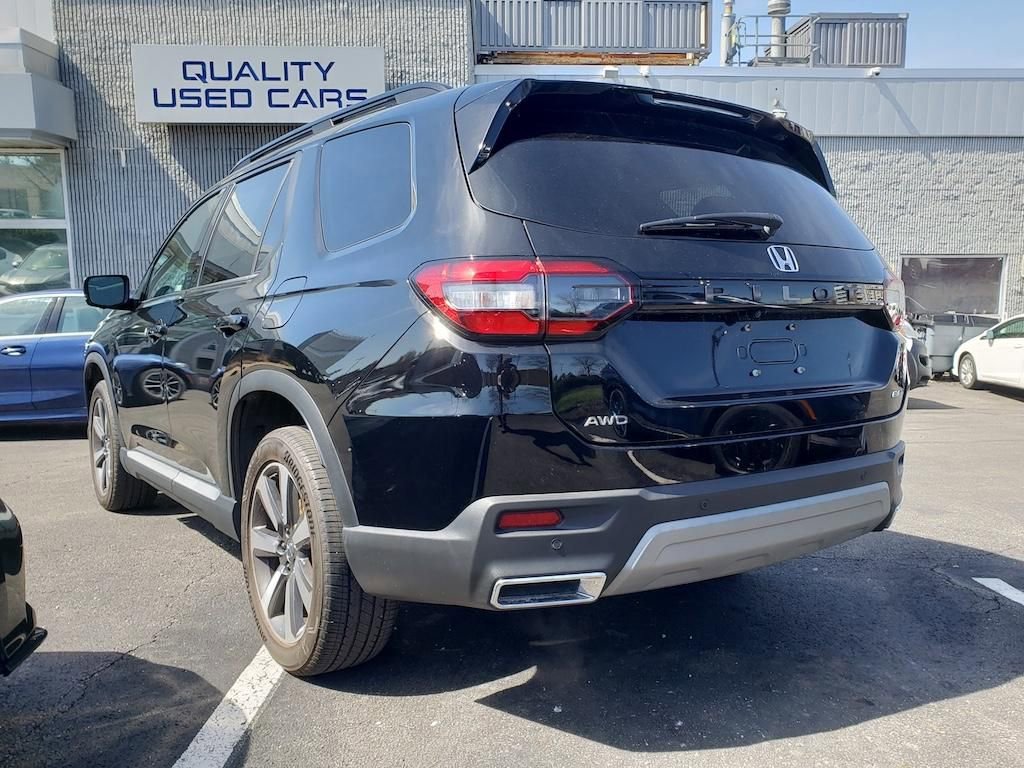 Used 2024 Honda Pilot Elite image 5