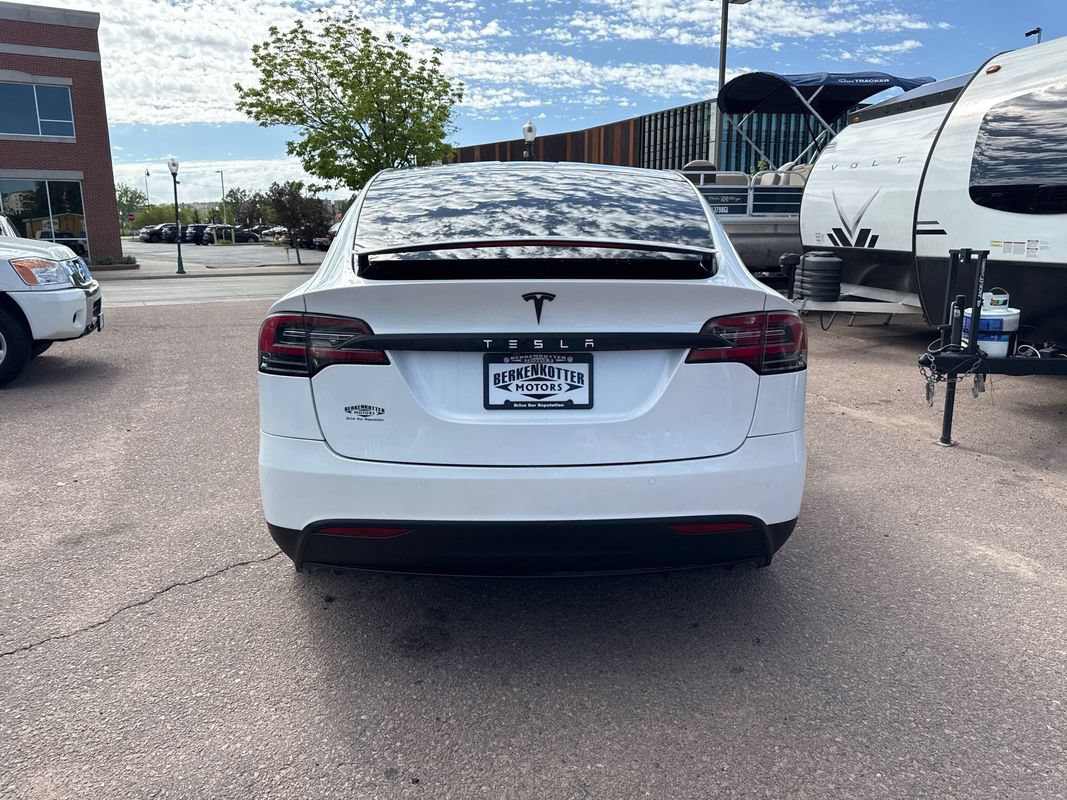 Used 2020 Tesla Model X Long Range AWD/4WD image 4