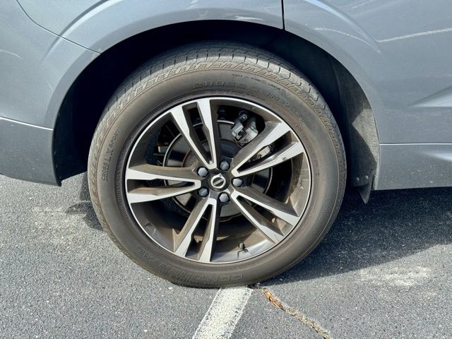 Used 2020 Volvo XC60 T5 Momentum w/ Protection Package Premier image 29