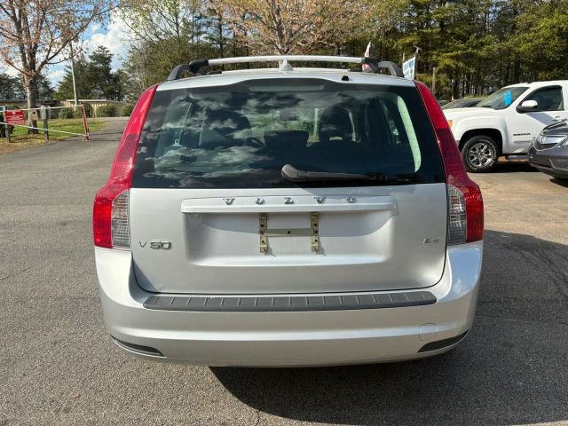 Used 2010 Volvo V50 2.4i image 4