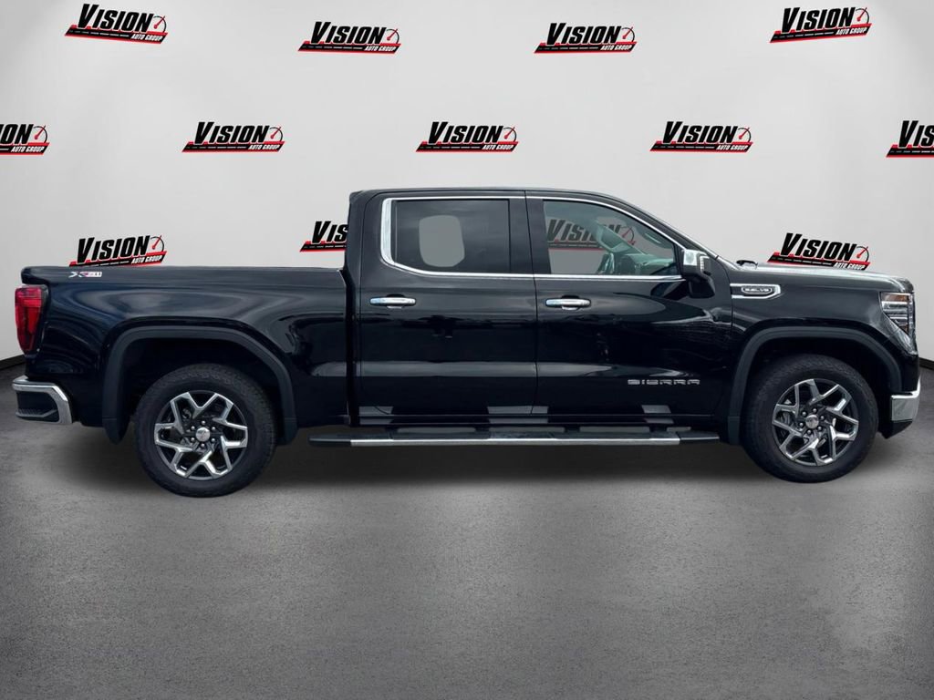 Used 2023 GMC Sierra 1500 SLT w/ SLT Premium Package image 4