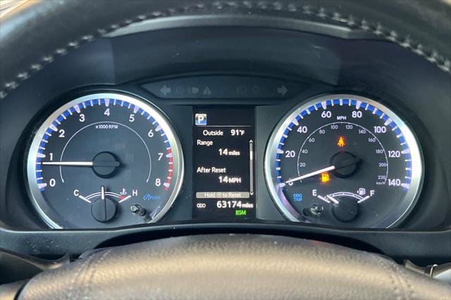 Certified 2019 Toyota Highlander Plus FWD image 28