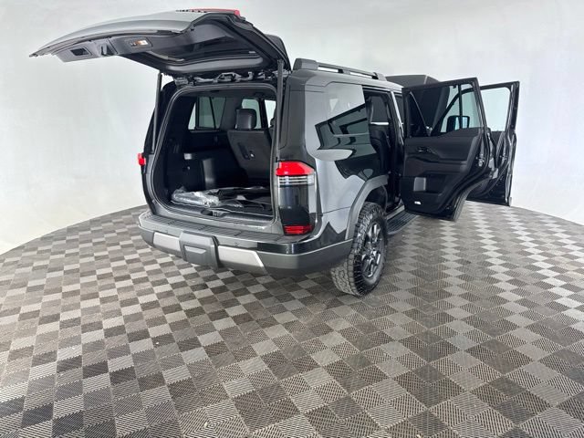 Used 2024 Lexus GX 550 AWD/4WD image 17