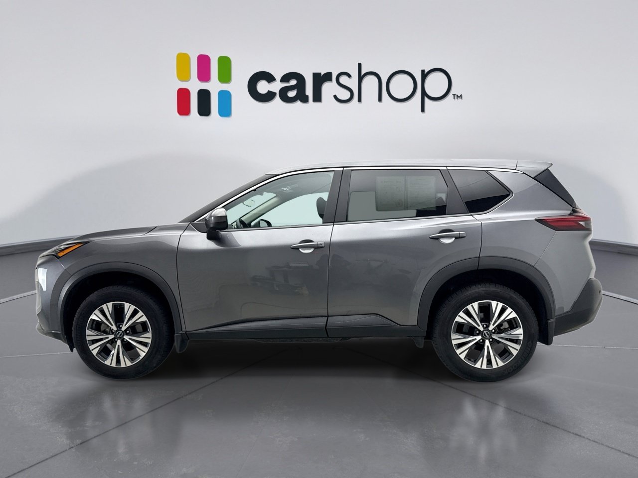 Used 2023 Nissan Rogue SV AWD/4WD image 2