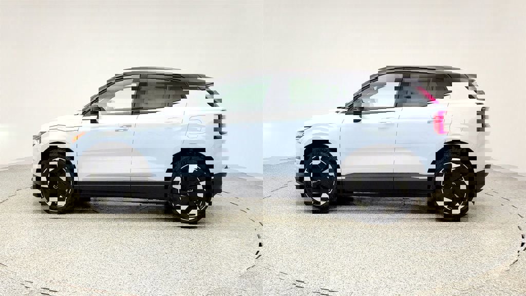 Used 2025 Volvo EX30 Ultra image 8