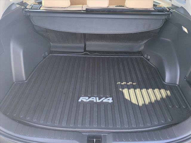 Certified 2025 Toyota RAV4 XLE FWD image 6