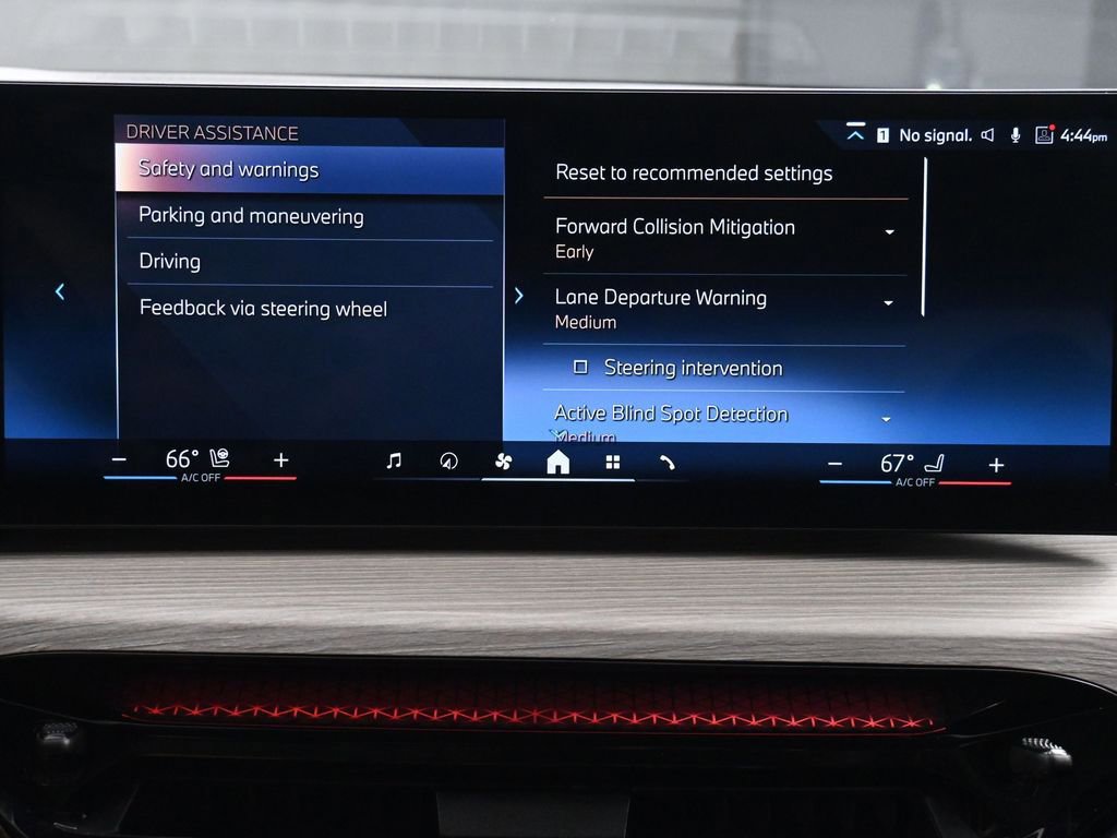 Used 2025 BMW 330i xDrive Sedan image 33