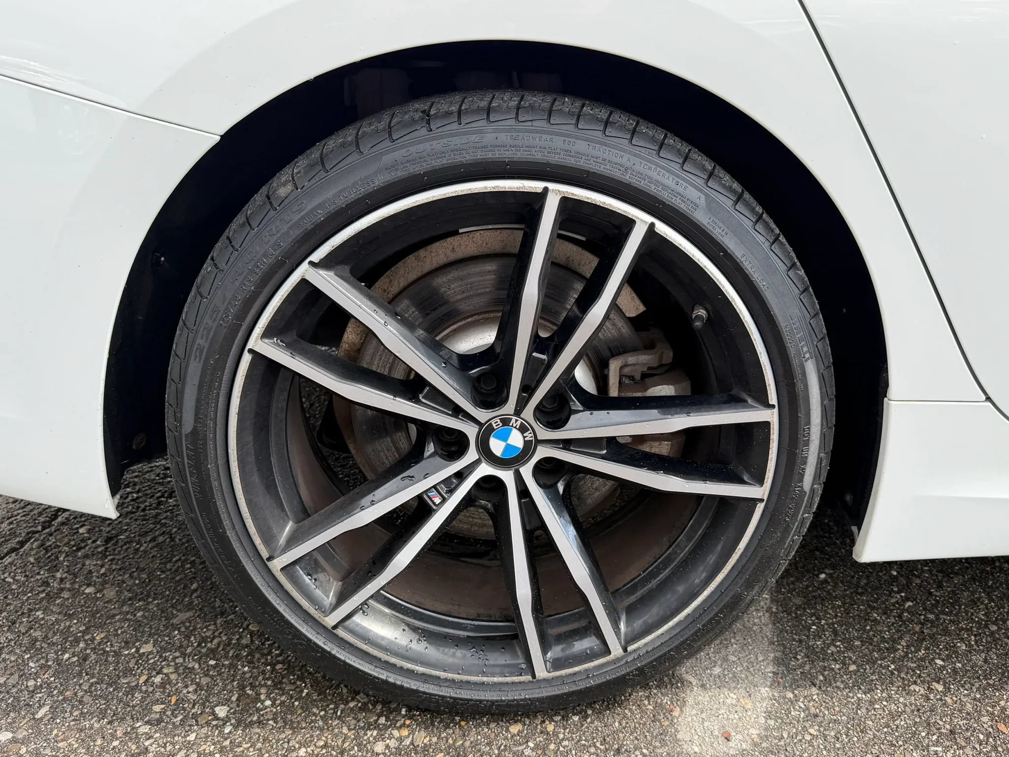 Used 2020 BMW 330i xDrive Sedan w/ M Sport Package AWD/4WD image 11