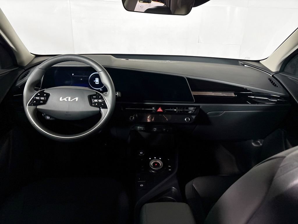 New 2026 Kia Niro Wind FWD image 12