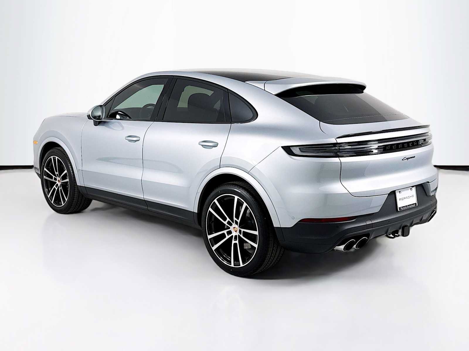 New 2026 Porsche Cayenne Coupe AWD/4WD image 3