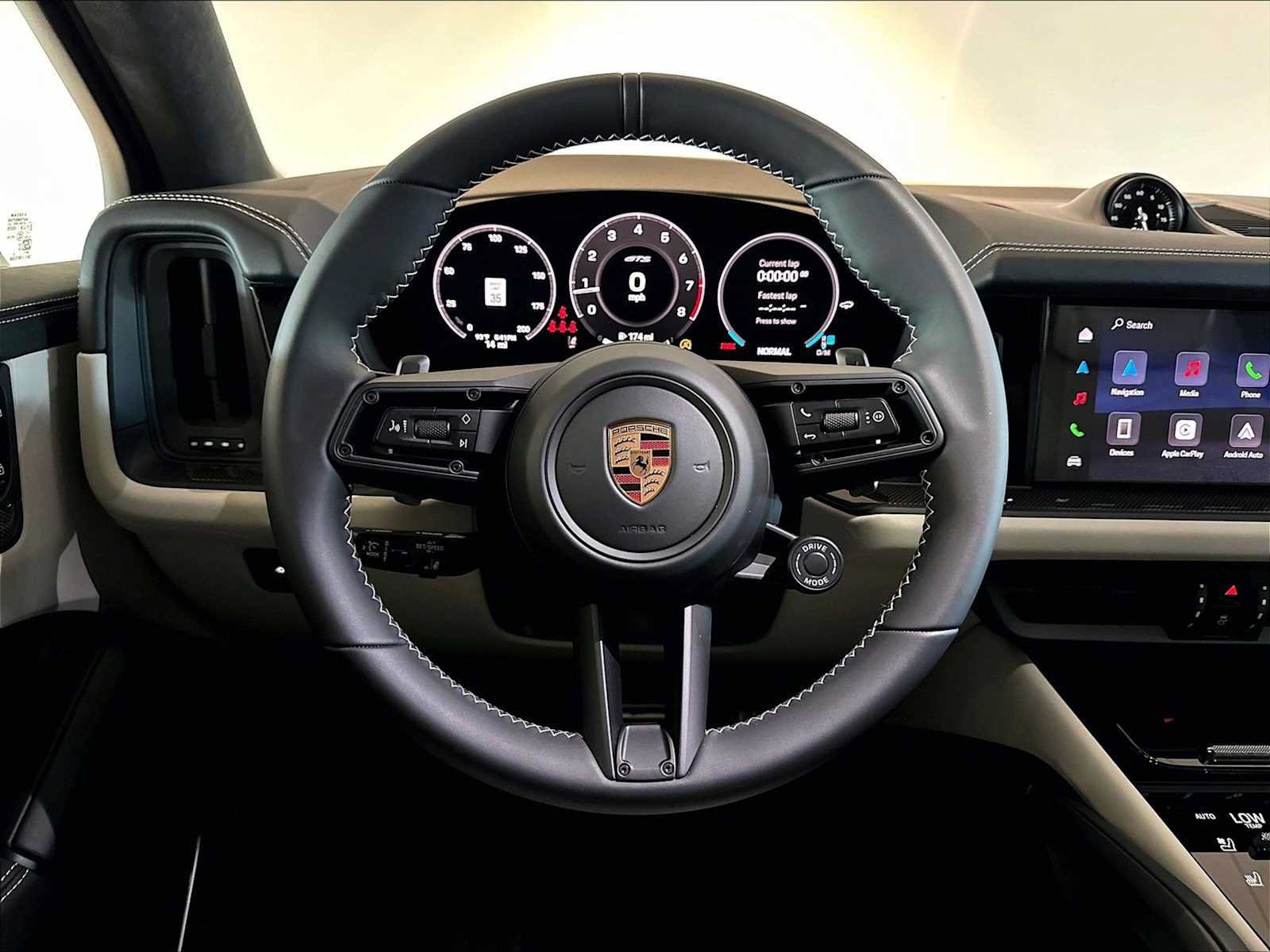 New 2026 Porsche Cayenne GTS AWD/4WD image 15
