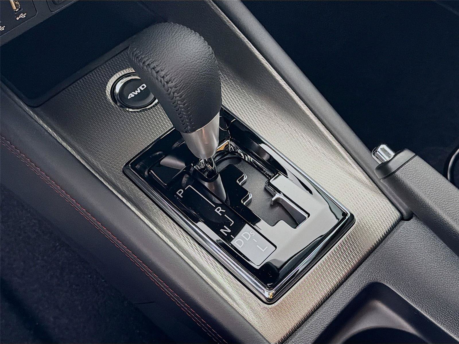 New 2026 Mitsubishi Outlander Sport SE AWD/4WD image 17