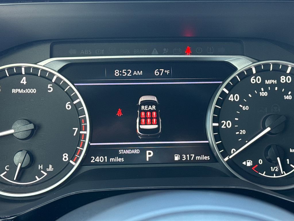 Used 2025 Nissan Pathfinder SV w/ Black Appearance Package image 31