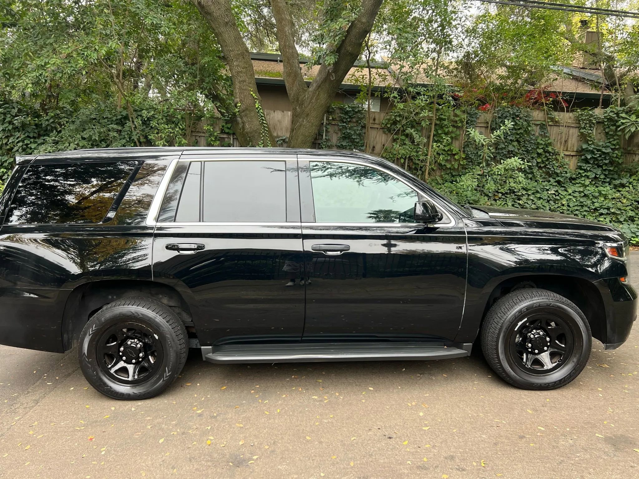 Used 2018 Chevrolet Tahoe 2WD image 4