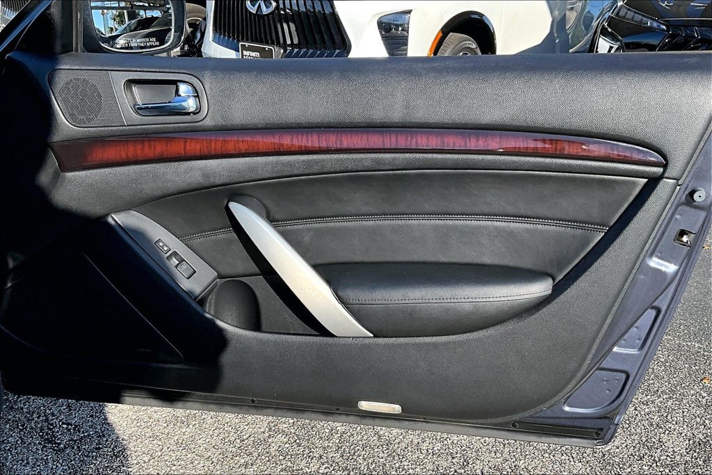 Used 2014 INFINITI Q60 Journey w/ Premium Package RWD image 23