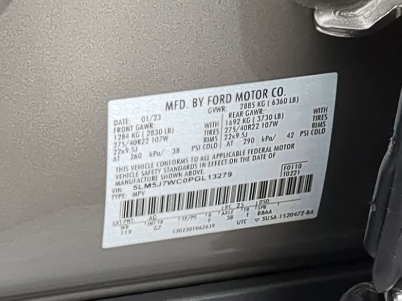 Used 2023 Lincoln Aviator Reserve w/ Equipment Group 201A RWD image 37