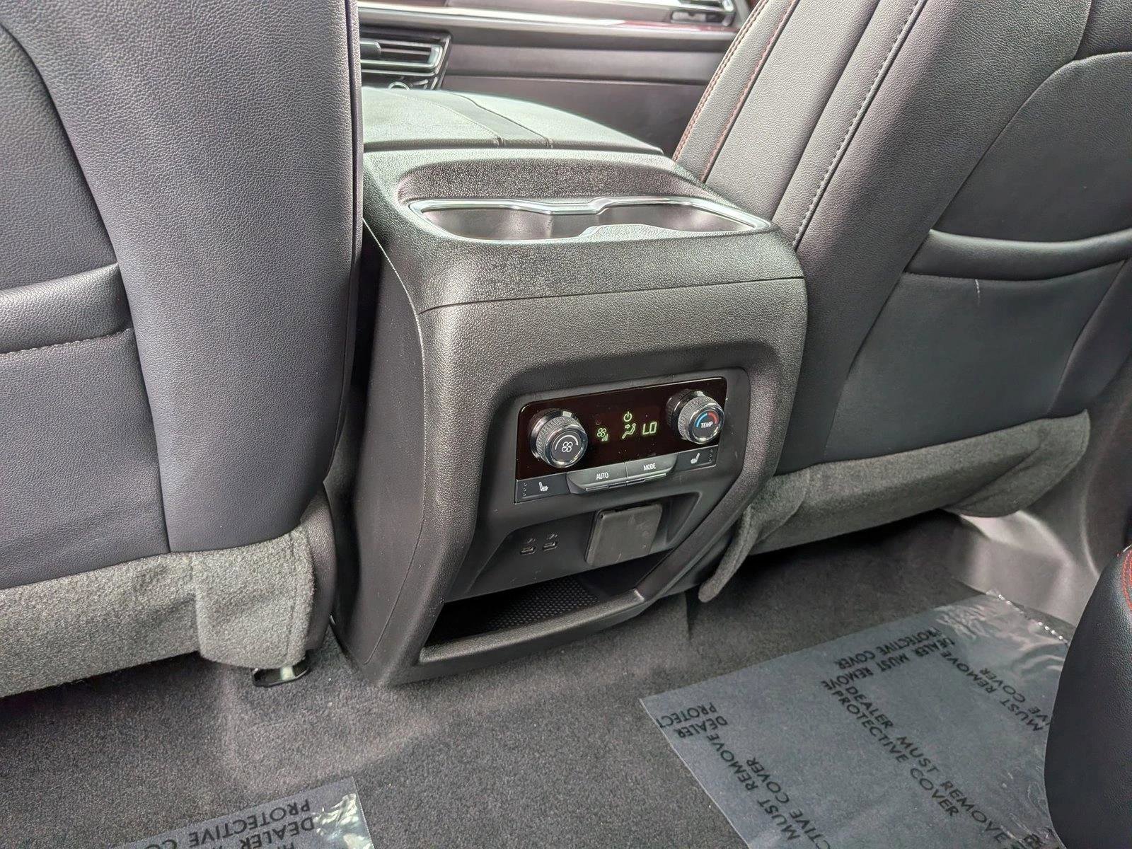 Used 2026 Chevrolet Traverse RS AWD/4WD image 22