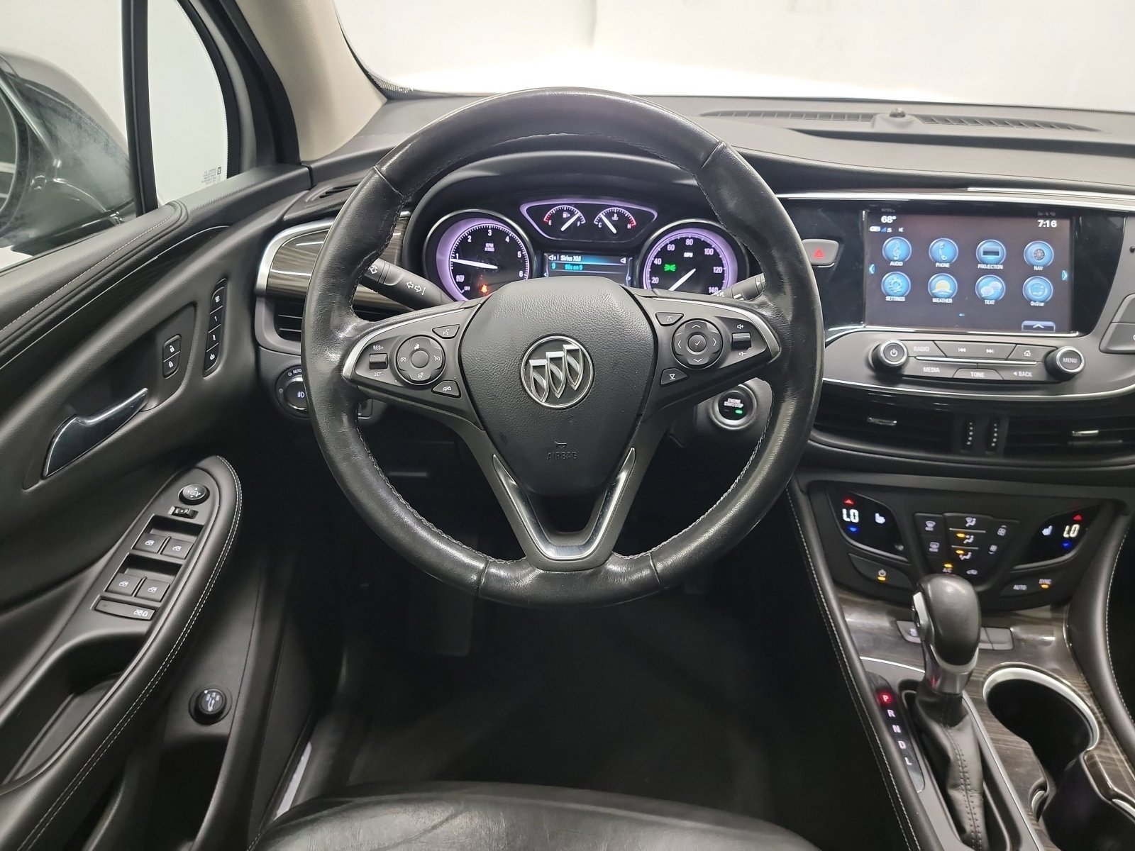 Used 2019 Buick Envision Essence image 16