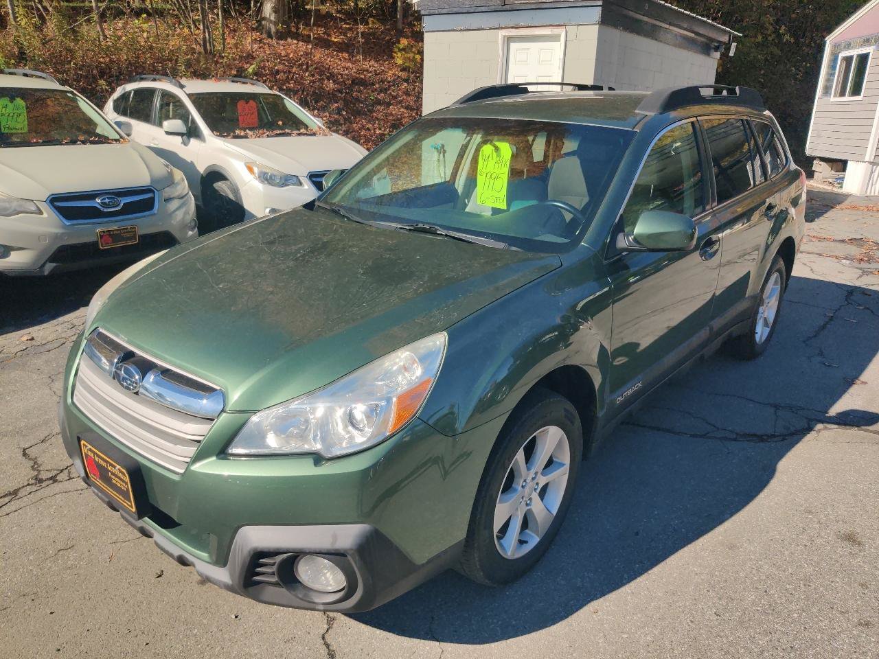 Used 2014 Subaru Outback 2.5i Premium AWD/4WD image 2