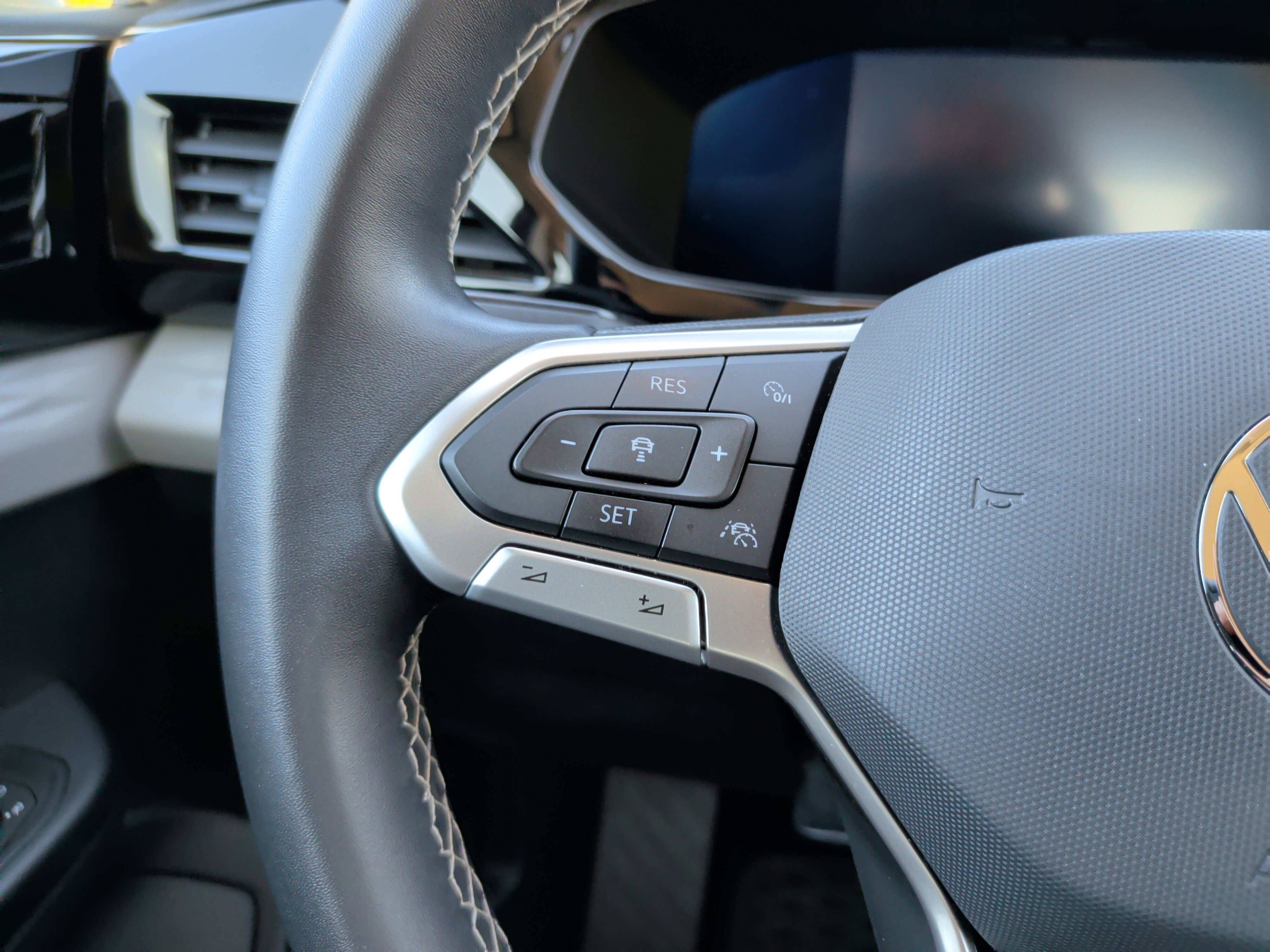 Used 2022 Volkswagen Taos S w/ IQ Drive S Package image 22