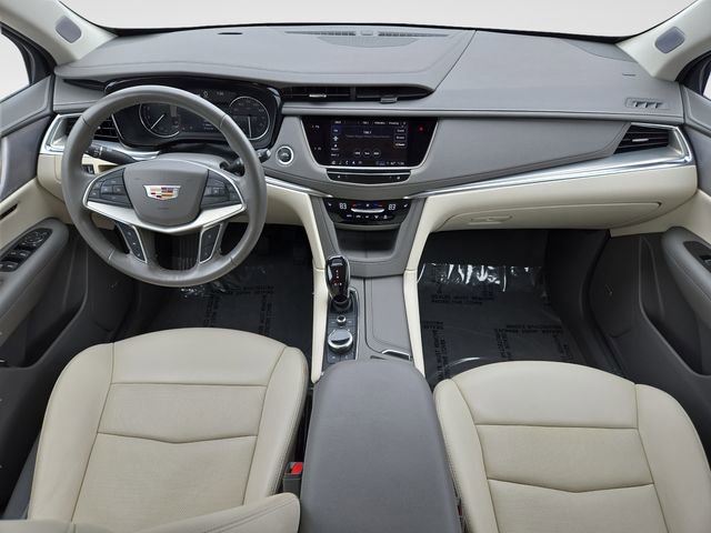 Used 2022 Cadillac XT5 Premium Luxury FWD image 10