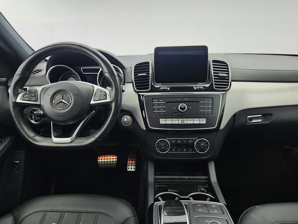 Used 2019 Mercedes-Benz GLE 43 AMG 4MATIC w/ Night Package image 31