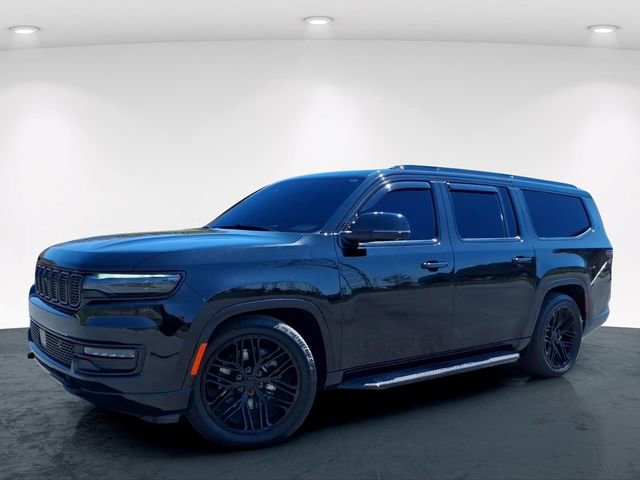 Used 2024 Jeep Wagoneer L Series II w/ Convenience Group I image 2