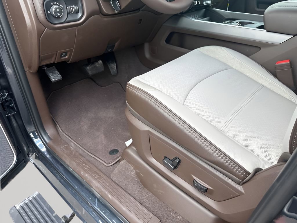 New 2026 RAM 3500 Laramie image 28