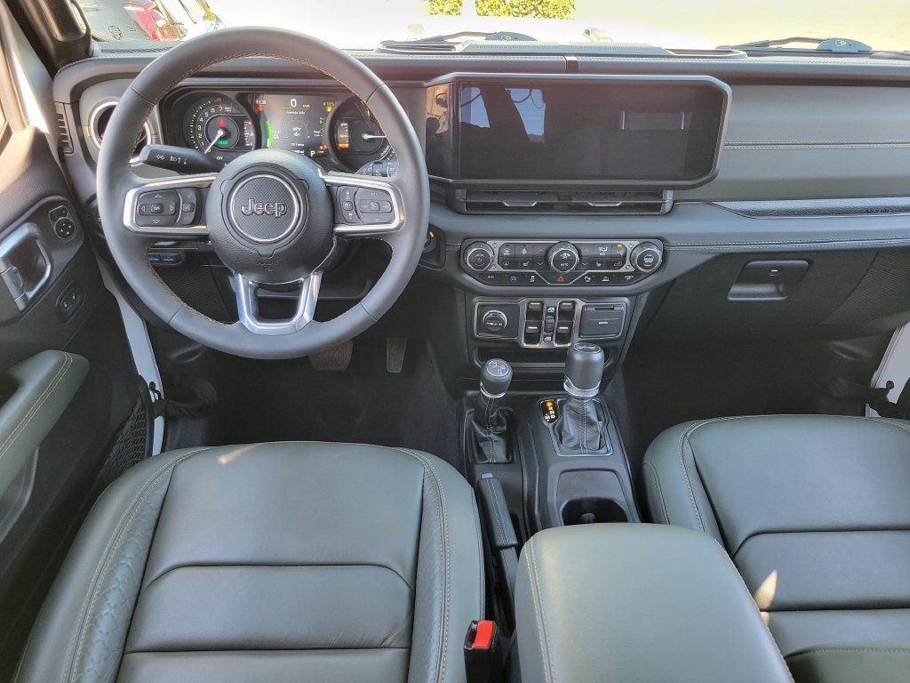 Used 2024 Jeep Wrangler High Altitude AWD/4WD image 4