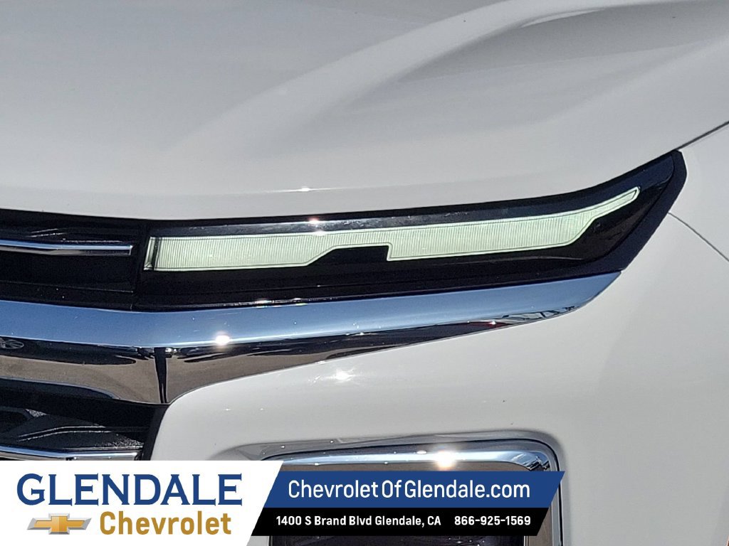 Used 2026 Chevrolet Traverse LT FWD image 9
