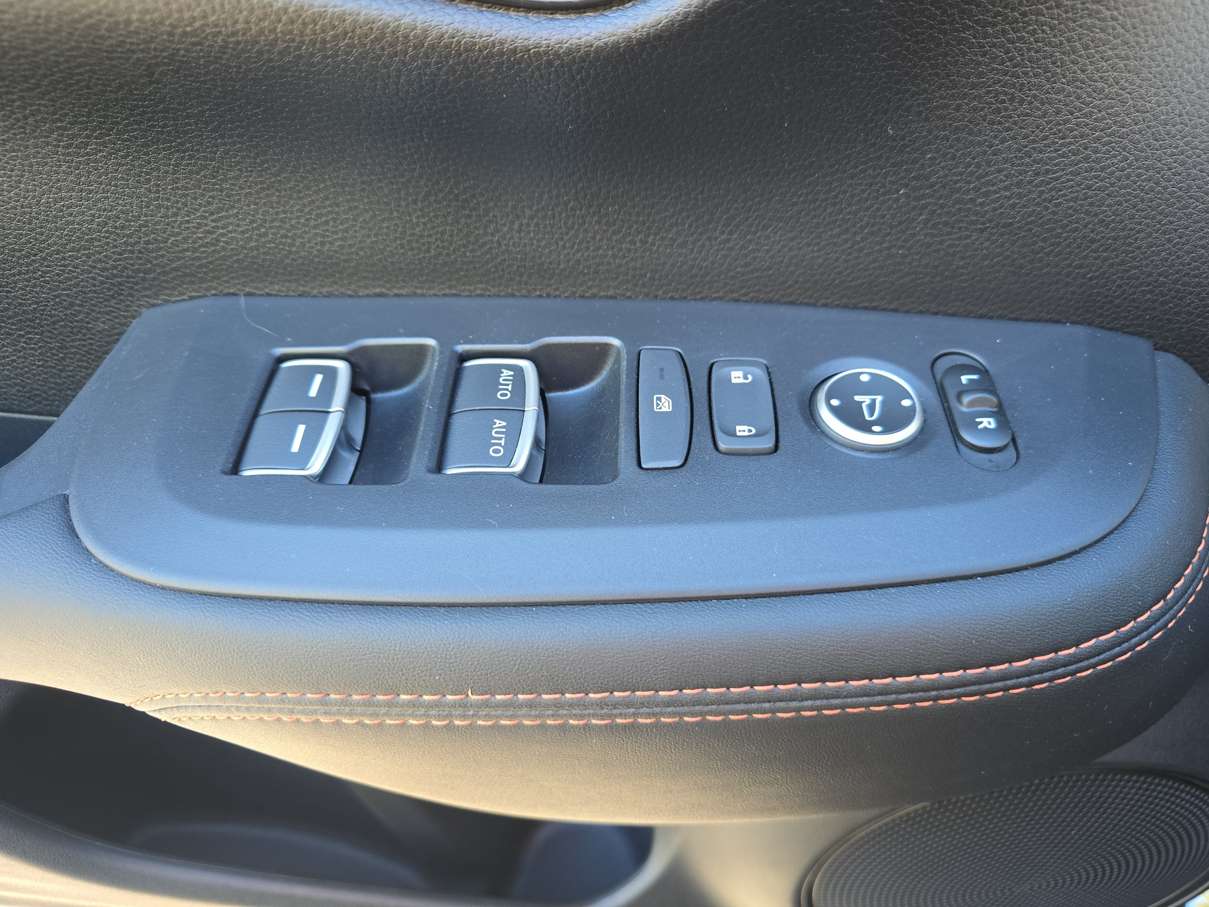 Used 2024 Honda HR-V Sport image 26