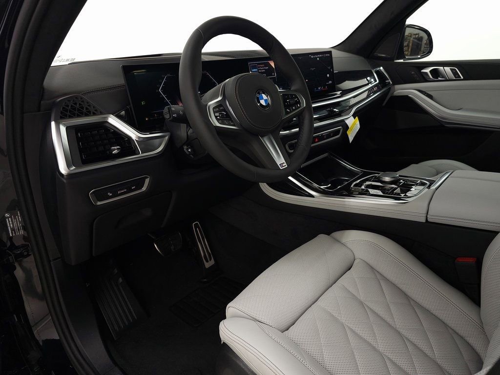 New 2026 BMW X7 xDrive40i w/ M Sport Package image 14